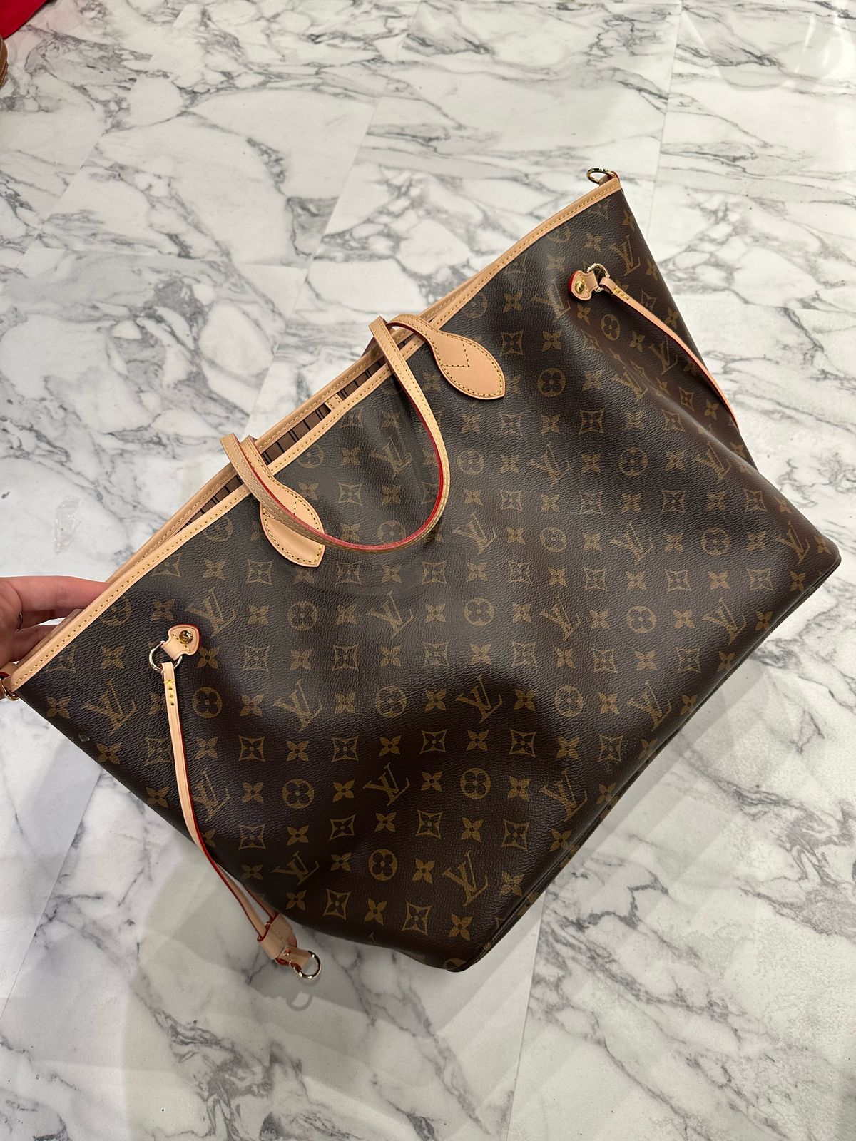 СУМКА LOUIS VUITTON NEVERFULL GM детальное фото