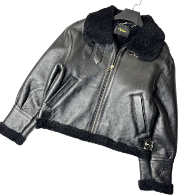 ДУБЛЕНКА  FENDI фото