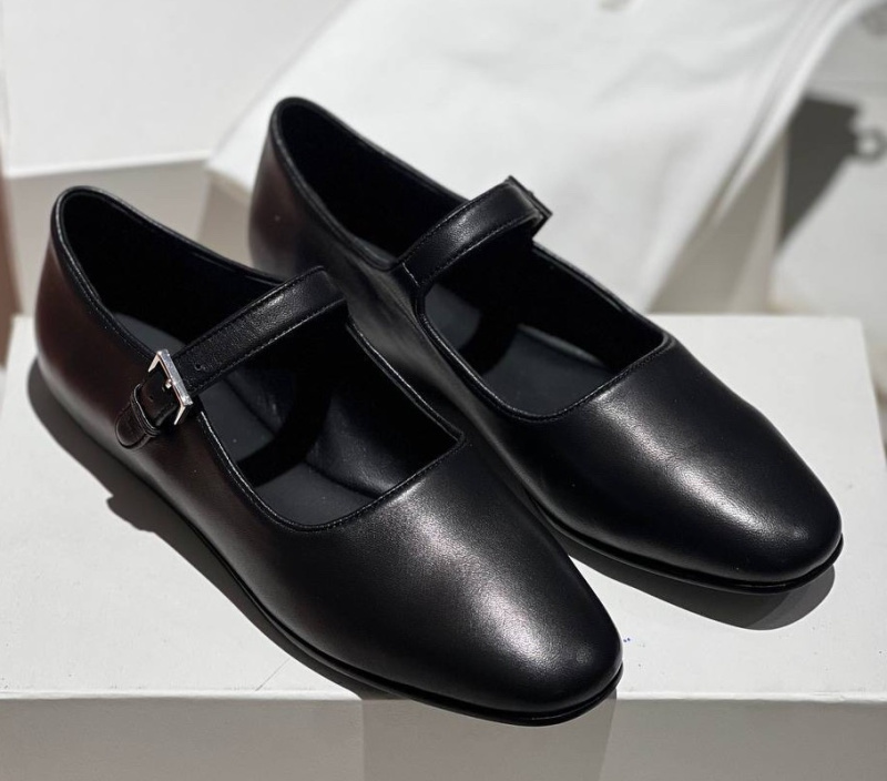 БАЛЕТКИ THE ROW фото