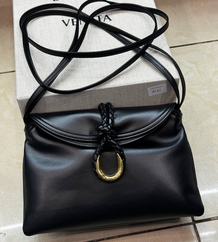 СУМКА BOTTEGA VENETA фото