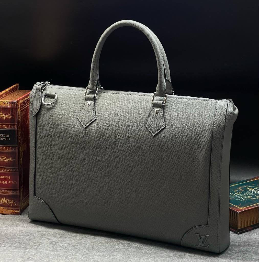 МУЖСКОЙ ПОРТФЕЛЬ LOUIS VUITTON детальное фото