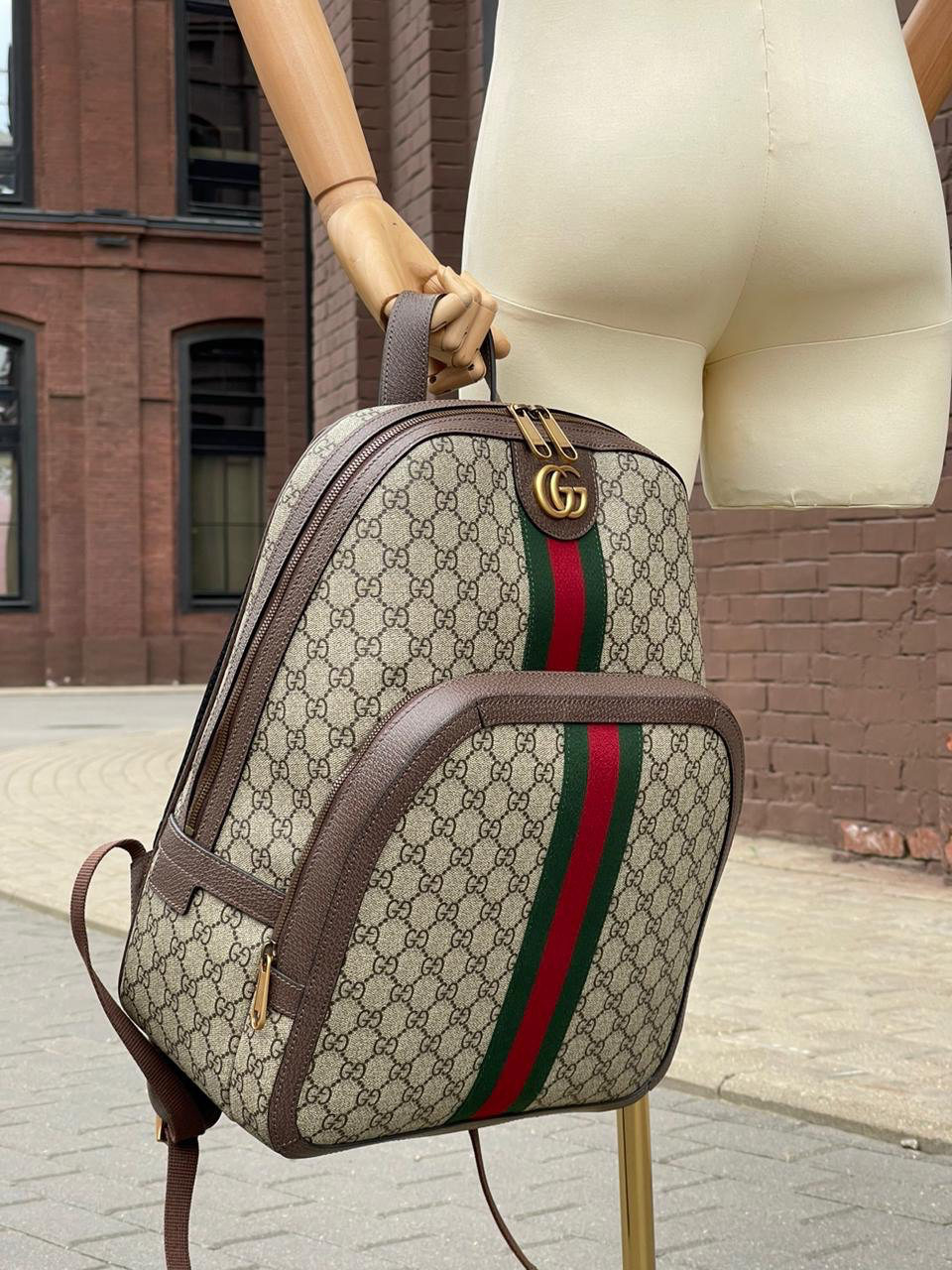 МУЖСКОЙ РЮКЗАК GUCCI детальное фото
