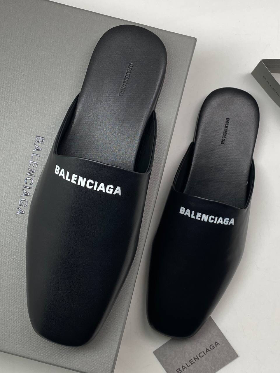 МУЖСКИЕ ШЛЕПКИ BALENCIAGA детальное фото