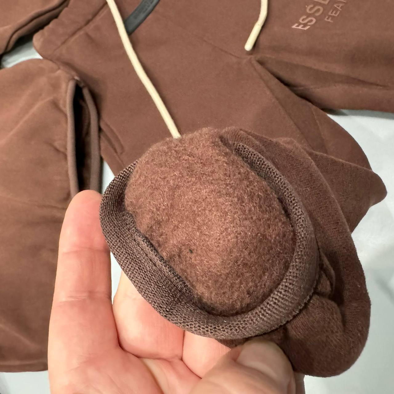 ДЕТСКИЙ КОСТЮМ ESSENTIALS детальное фото
