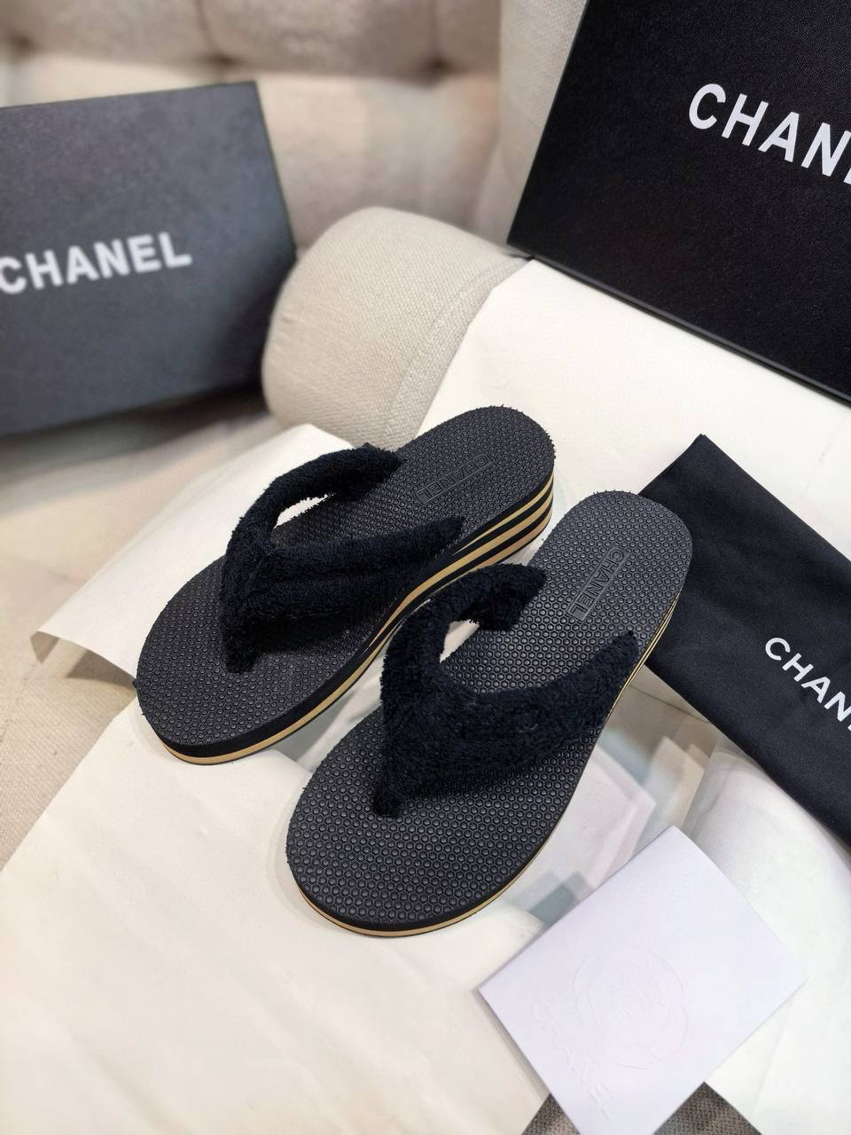 ШЛЕПКИ CHANEL детальное фото