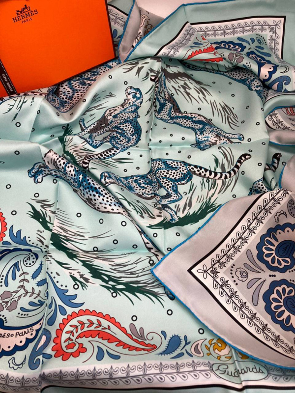 ПЛАТОК HERMES фото