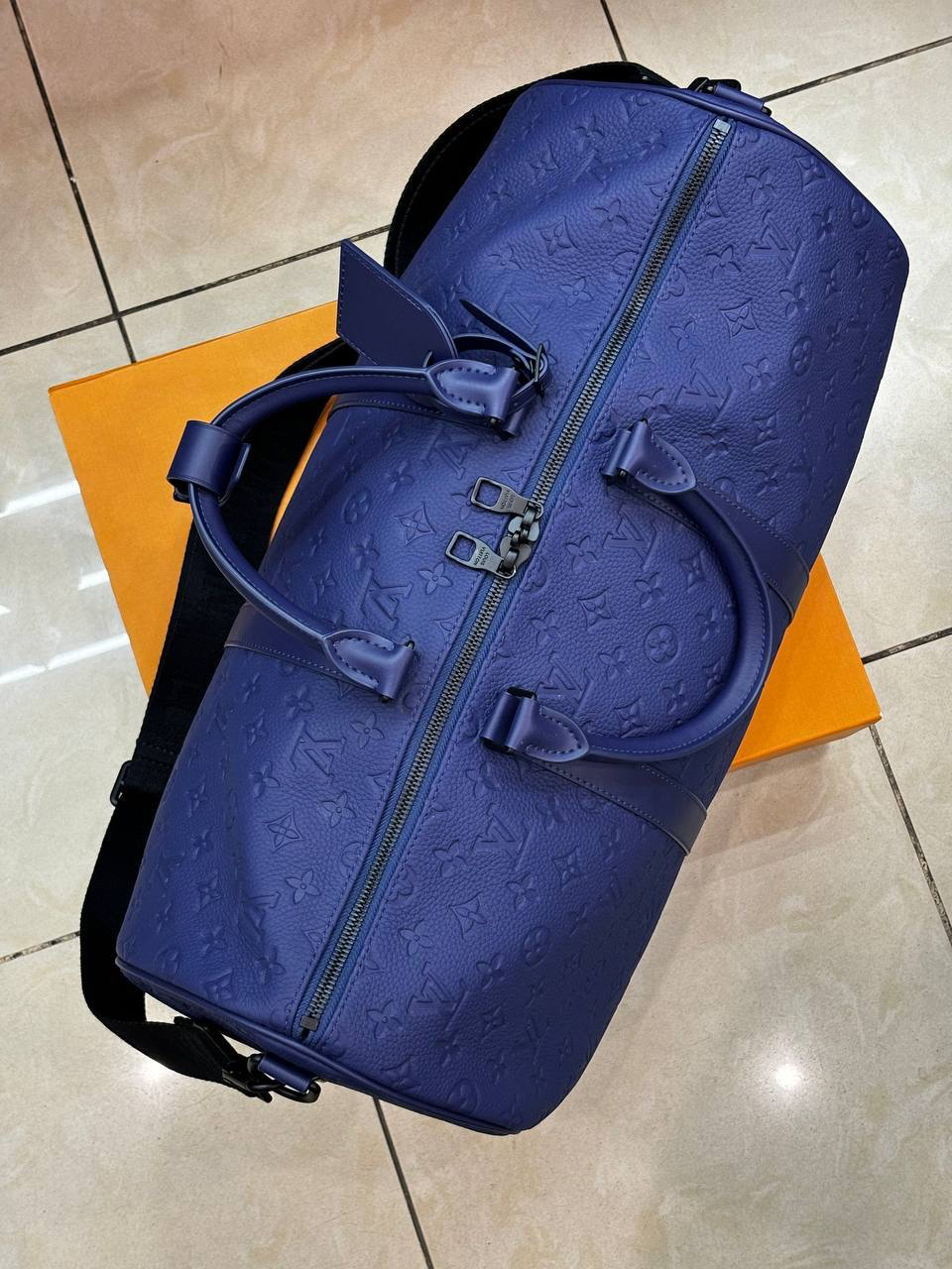 ДОРОЖНАЯ СУМКА LOUIS VUITTON детальное фото