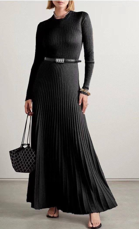 ПЛАТЬЕ KHAITE фото