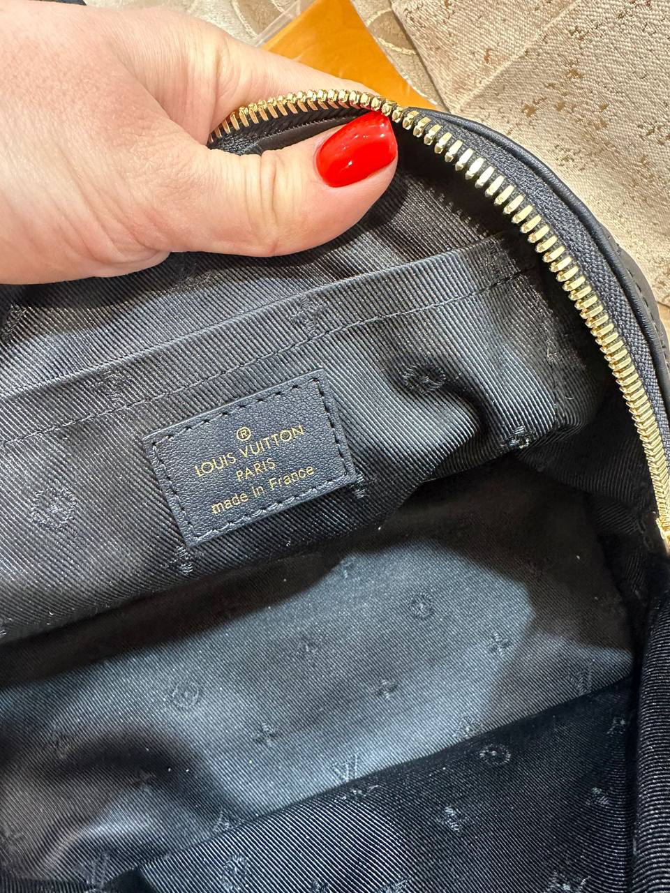 СУМКА LOUIS VUITTON детальное фото