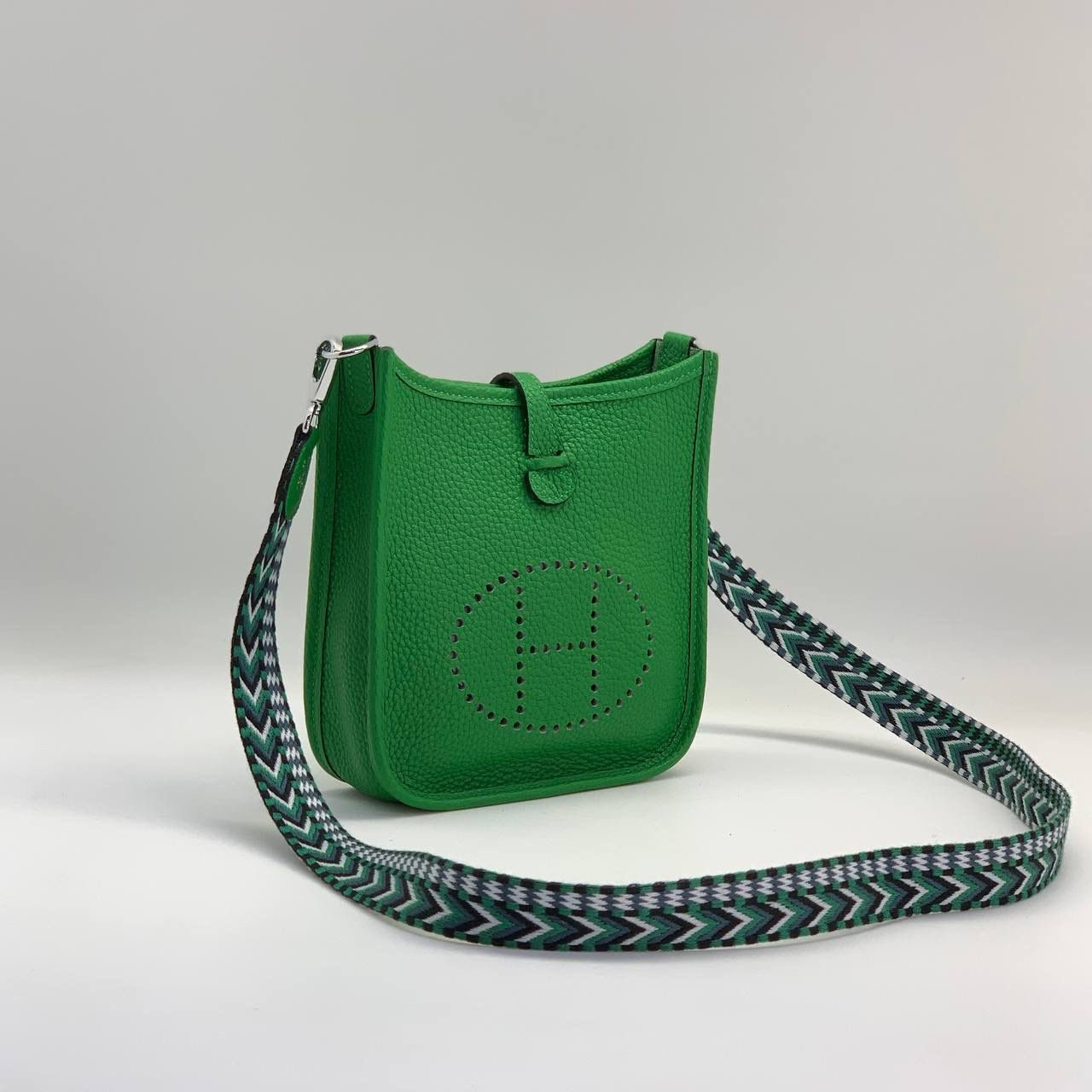 СУМКА HERMES EVELYNE 16 MINI детальное фото