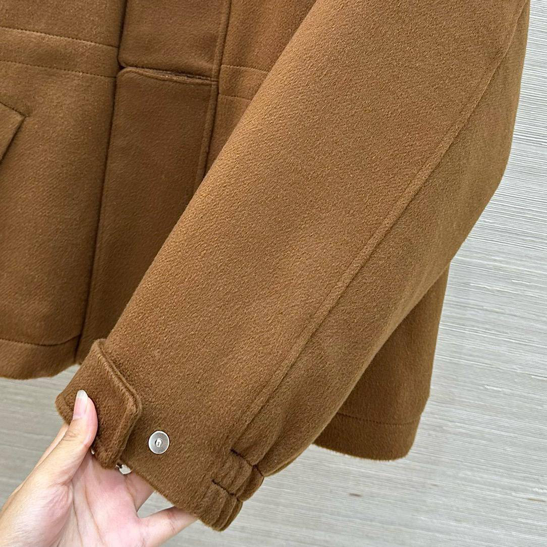 КУРТКА LORO PIANA детальное фото