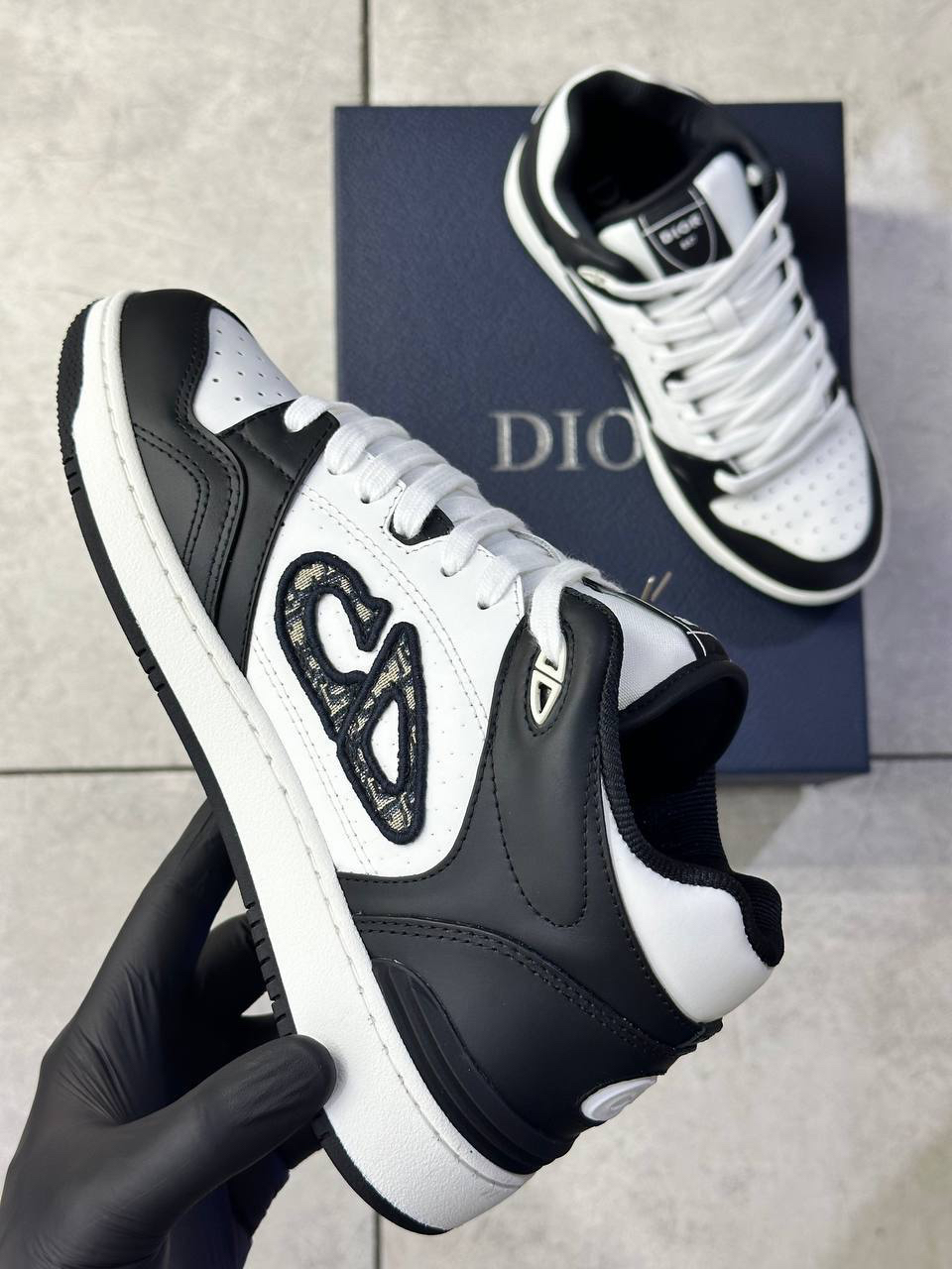 МУЖСКИЕ КРОССОВКИ CHRISTIAN DIOR детальное фото