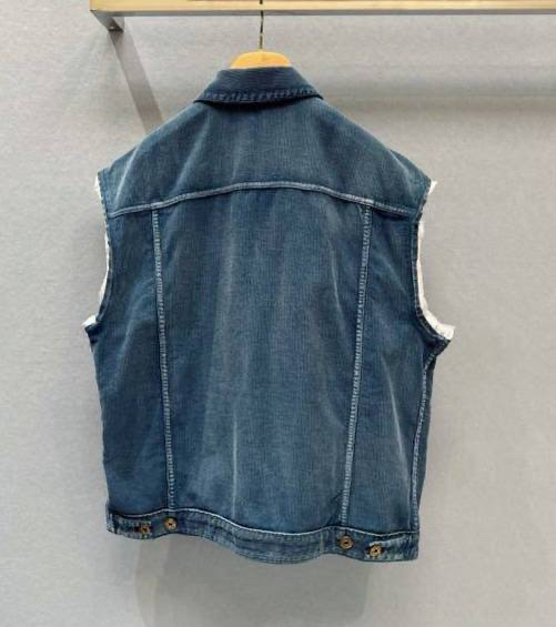 ЖИЛЕТ MIU MIU детальное фото