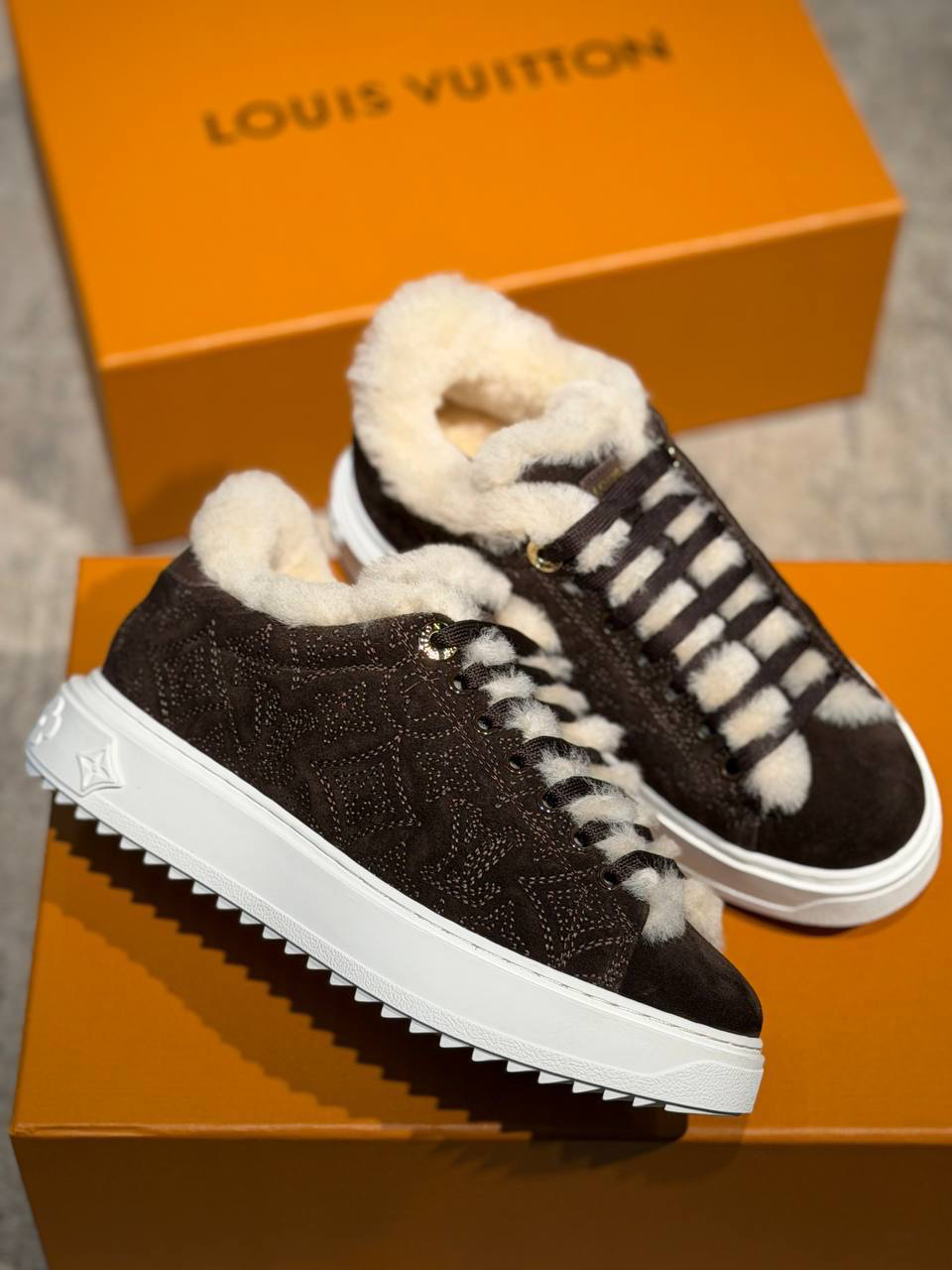 КЕДЫ LOUIS VUITTON детальное фото