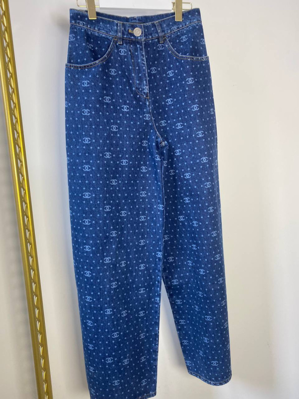 ДЖИНСЫ CHANEL фото