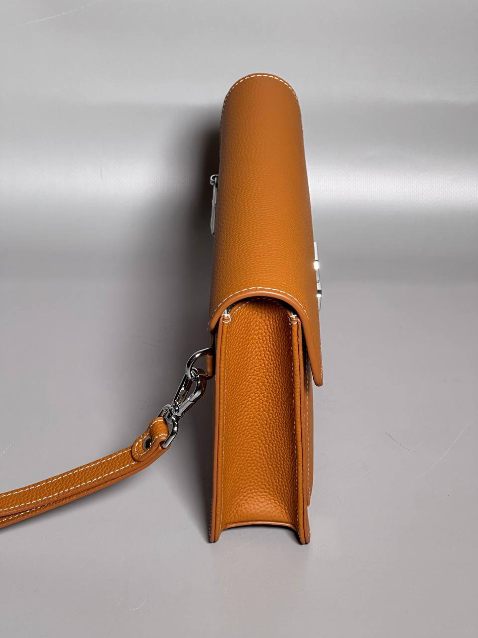 МУЖСКОЙ КЛАТЧ HERMES детальное фото