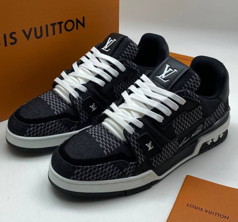 МУЖСКИЕ КРОССОВКИ LOUIS VUITTON фото