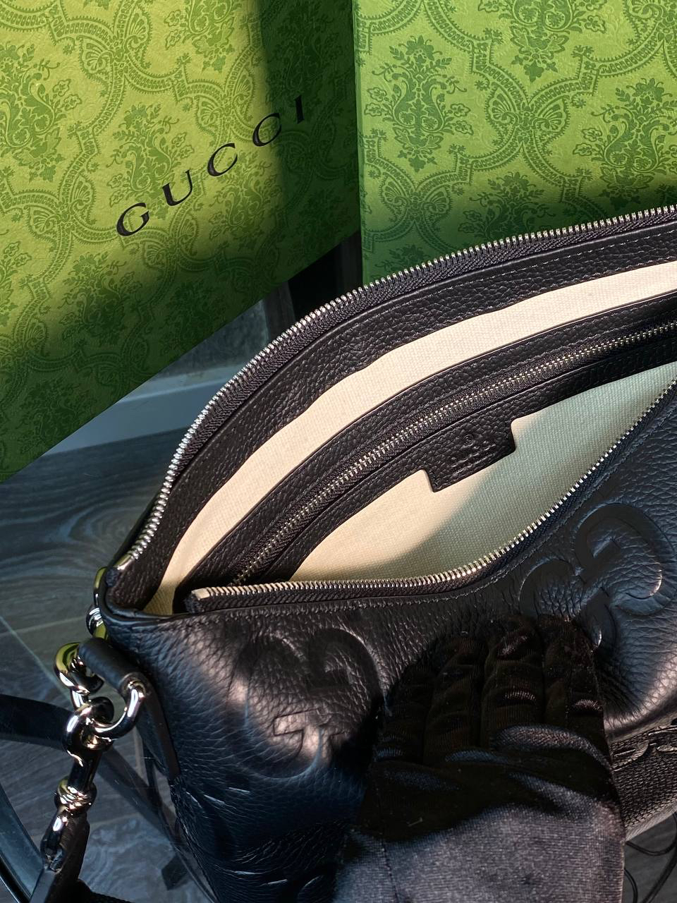 МУЖСКАЯ СУМКА МЕССЕНДЖЕР GUCCI детальное фото