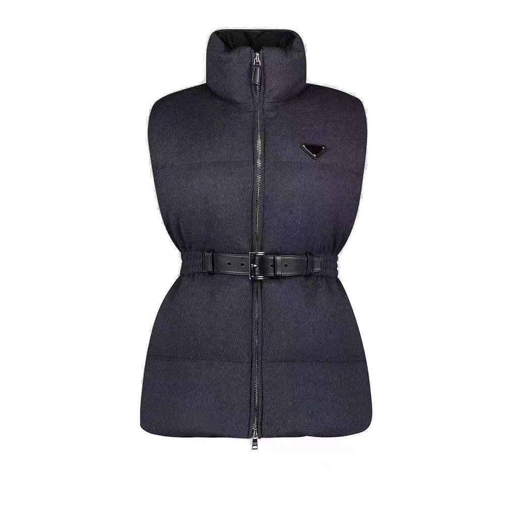 ЖИЛЕТ PRADA детальное фото