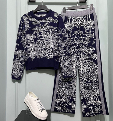 КОСТЮМ CHRISTIAN DIOR фото