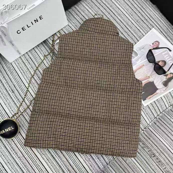 ЖИЛЕТ MONCLER детальное фото