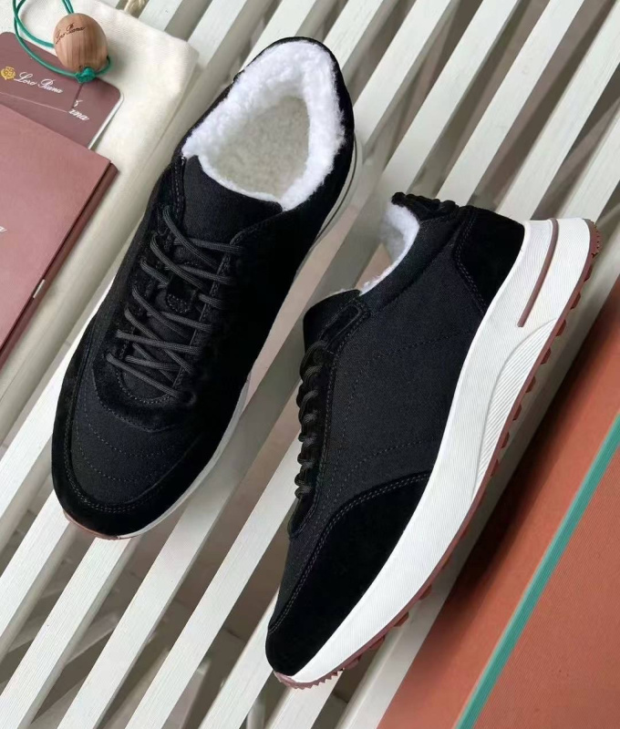 МУЖСКИЕ КРОССОВКИ LORO PIANA фото