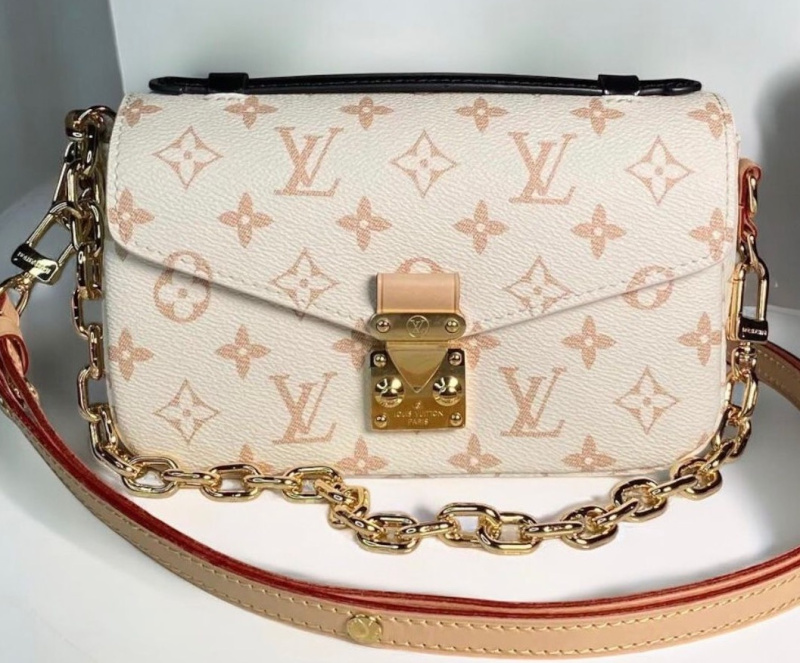 СУМКА LOUIS VUITTON POCHETTE METIS фото