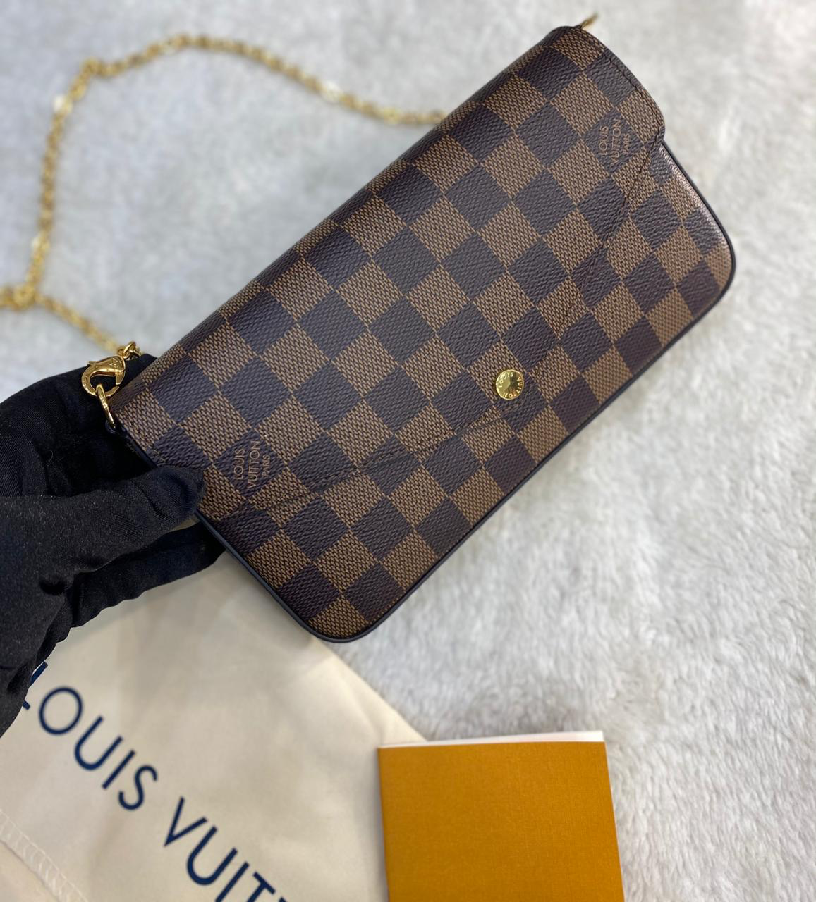 СУМКА LOUIS VUITTON FELICIE детальное фото