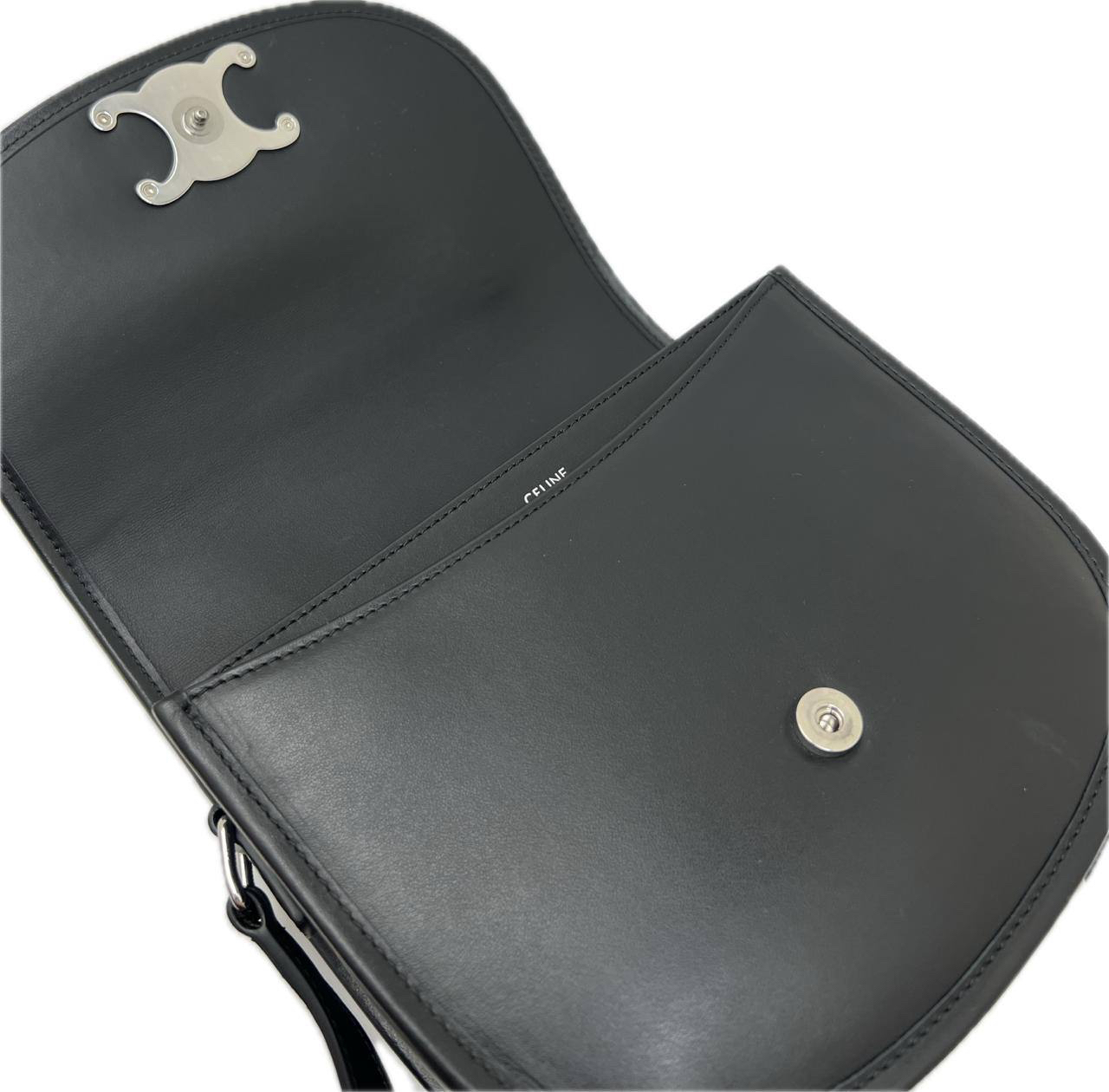 СУМКА CELINE BESACE TRIOMPHE детальное фото