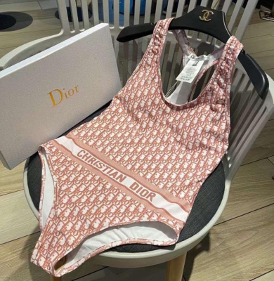 КУПАЛЬНИК CHRISTIAN DIOR фото