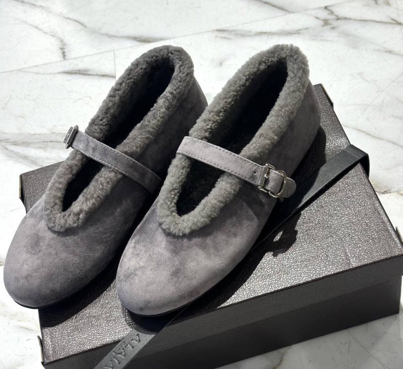 БАЛЕТКИ ALAIA фото