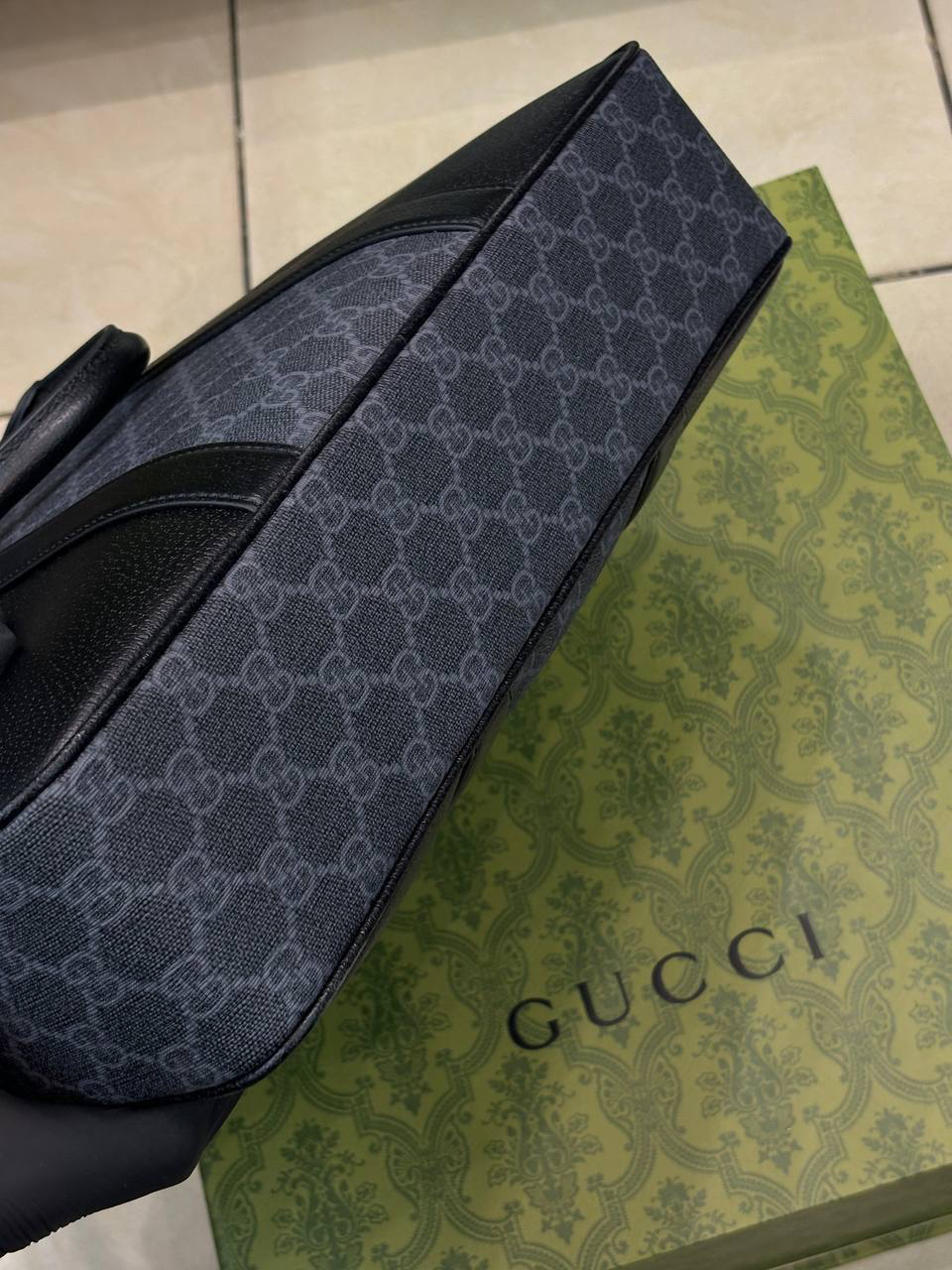 МУЖСКОЙ ПОРТФЕЛЬ GUCCI детальное фото