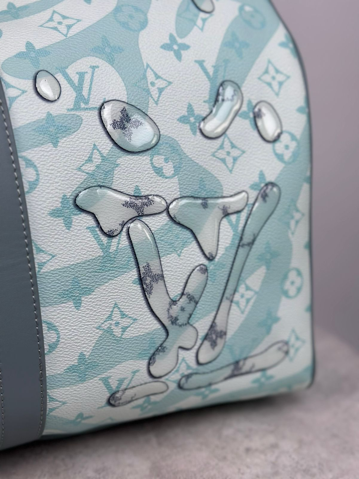 ДОРОЖНАЯ СУМКА LOUIS VUITTON детальное фото