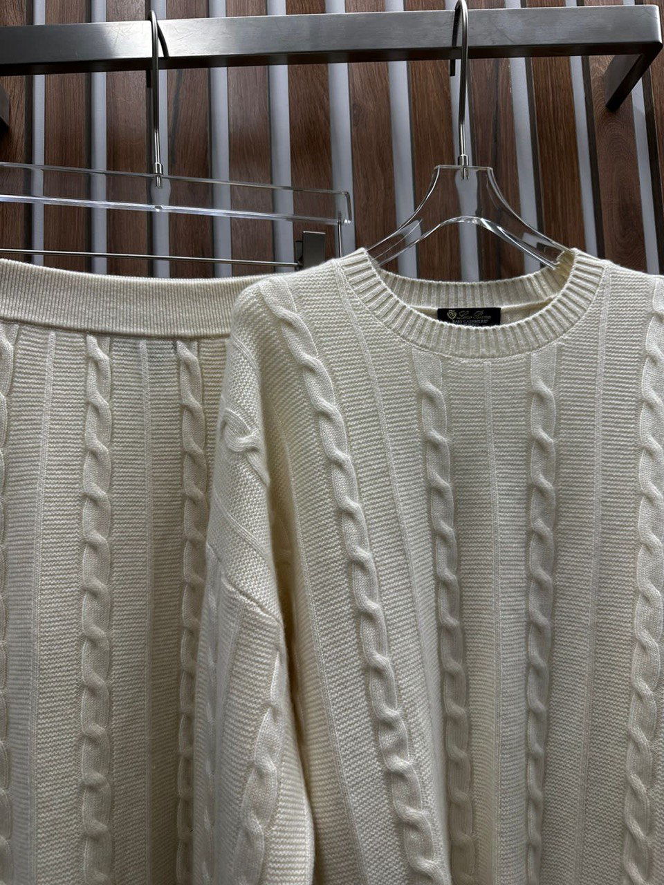 КОСТЮМ BRUNELLO CUCINELLI детальное фото