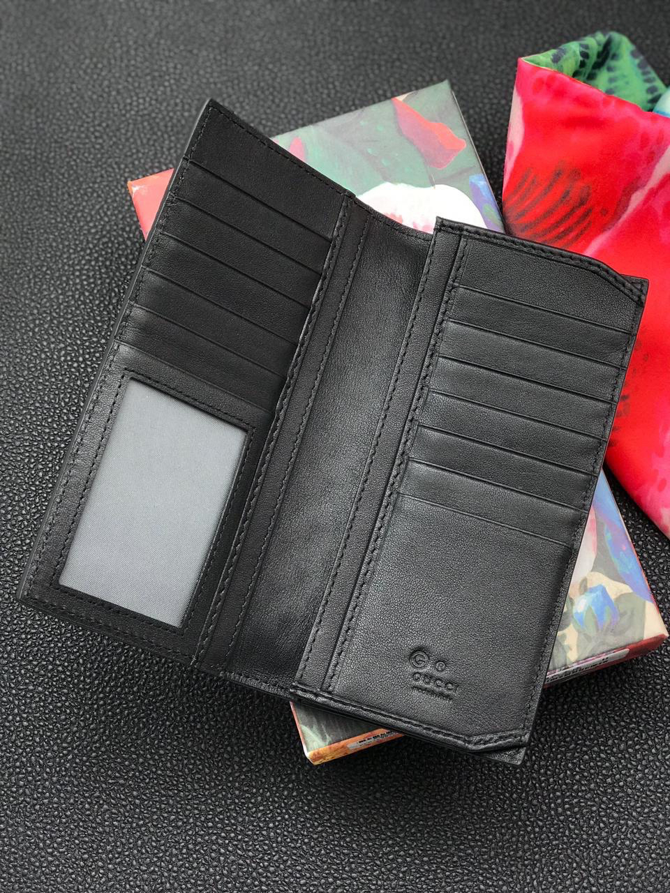 МУЖСКОЙ БУМАЖНИК GUCCI детальное фото