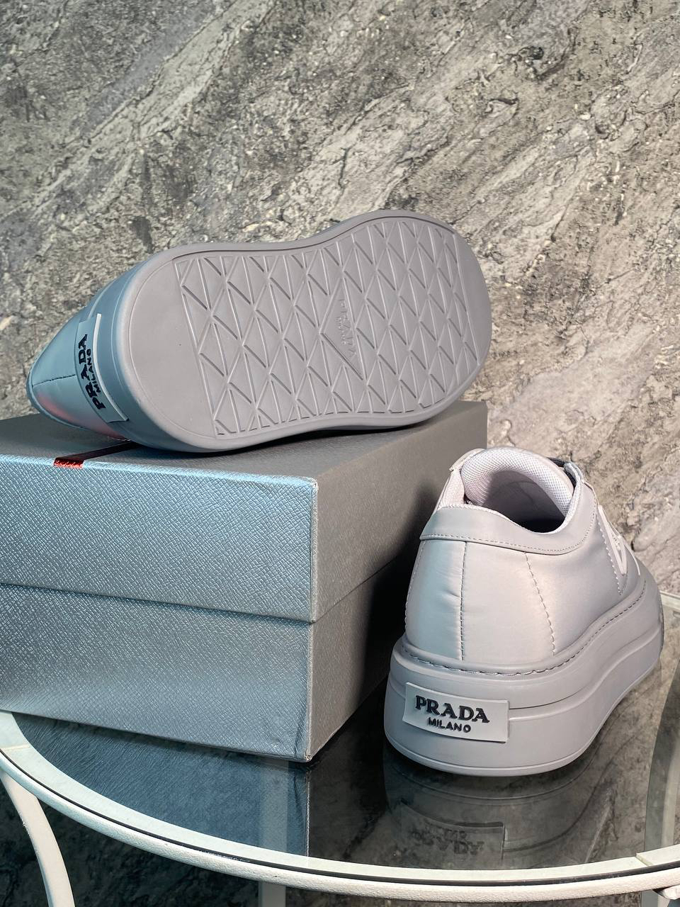 МУЖСКИЕ КЕДЫ PRADA детальное фото