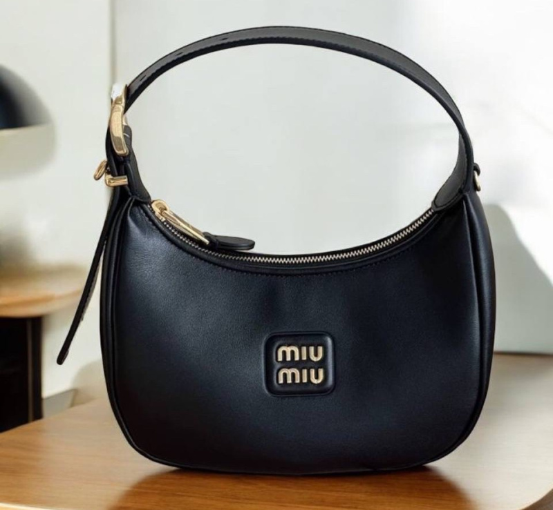 СУМКА MIU MIU фото