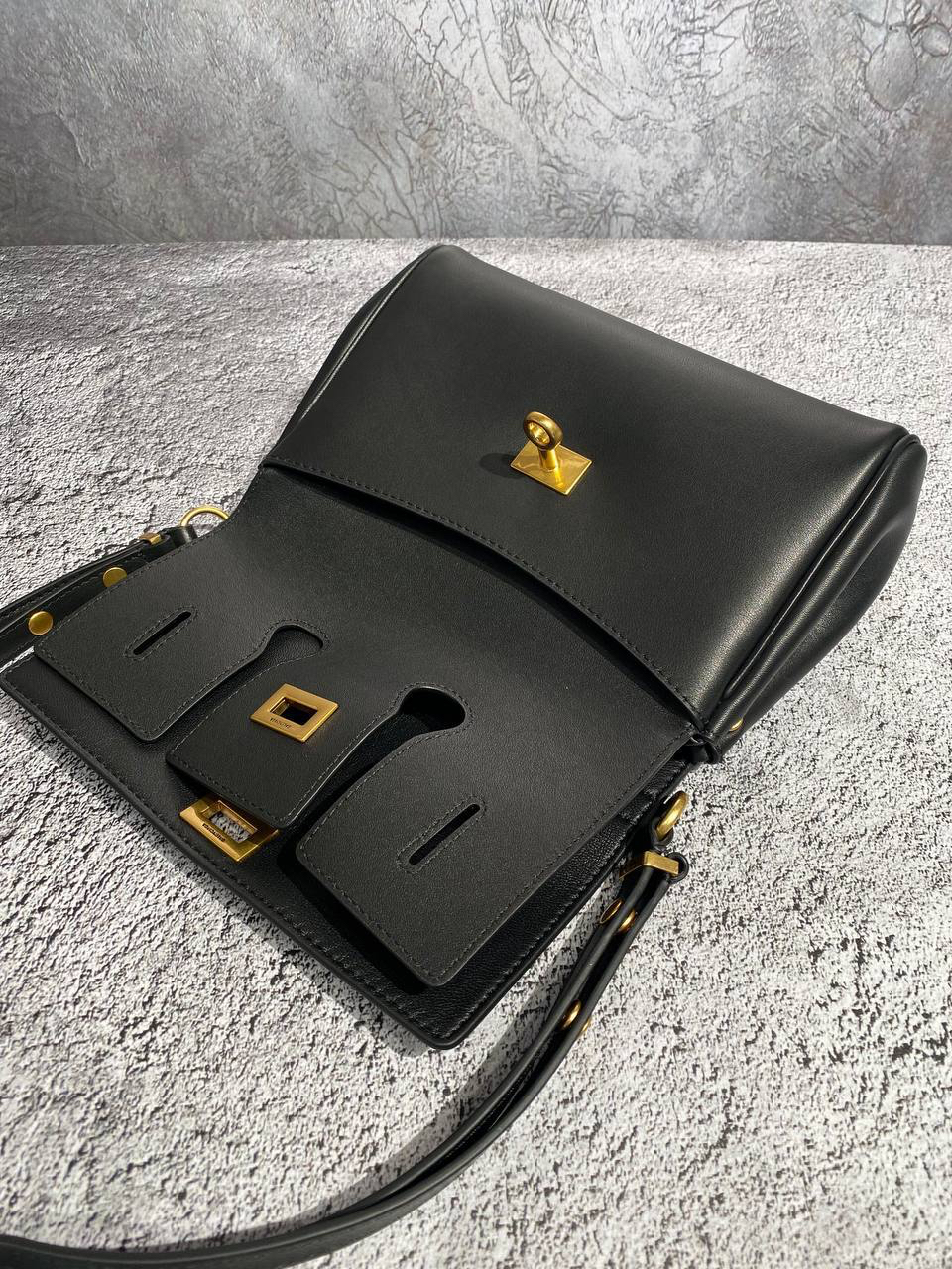 СУМКА BOTTEGA VENETA детальное фото