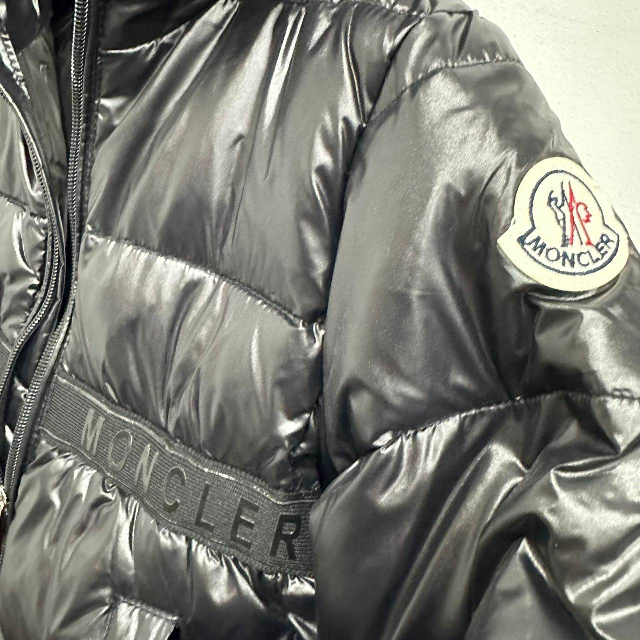 ДЕТСКАЯ КУРТКА MONCLER детальное фото