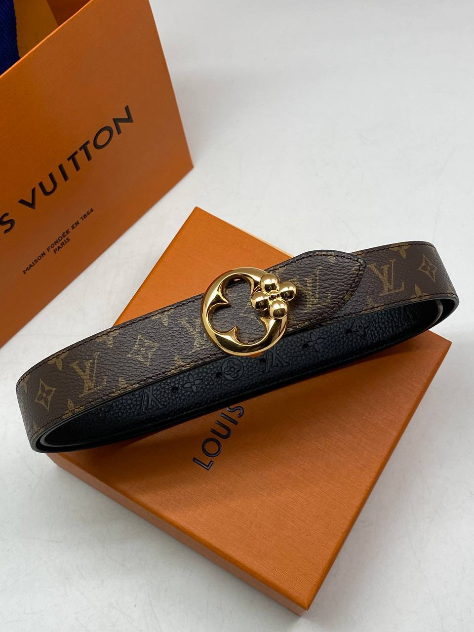 РЕМЕНЬ ДВУХСТОРОННИЙ LOUIS VUITTON детальное фото