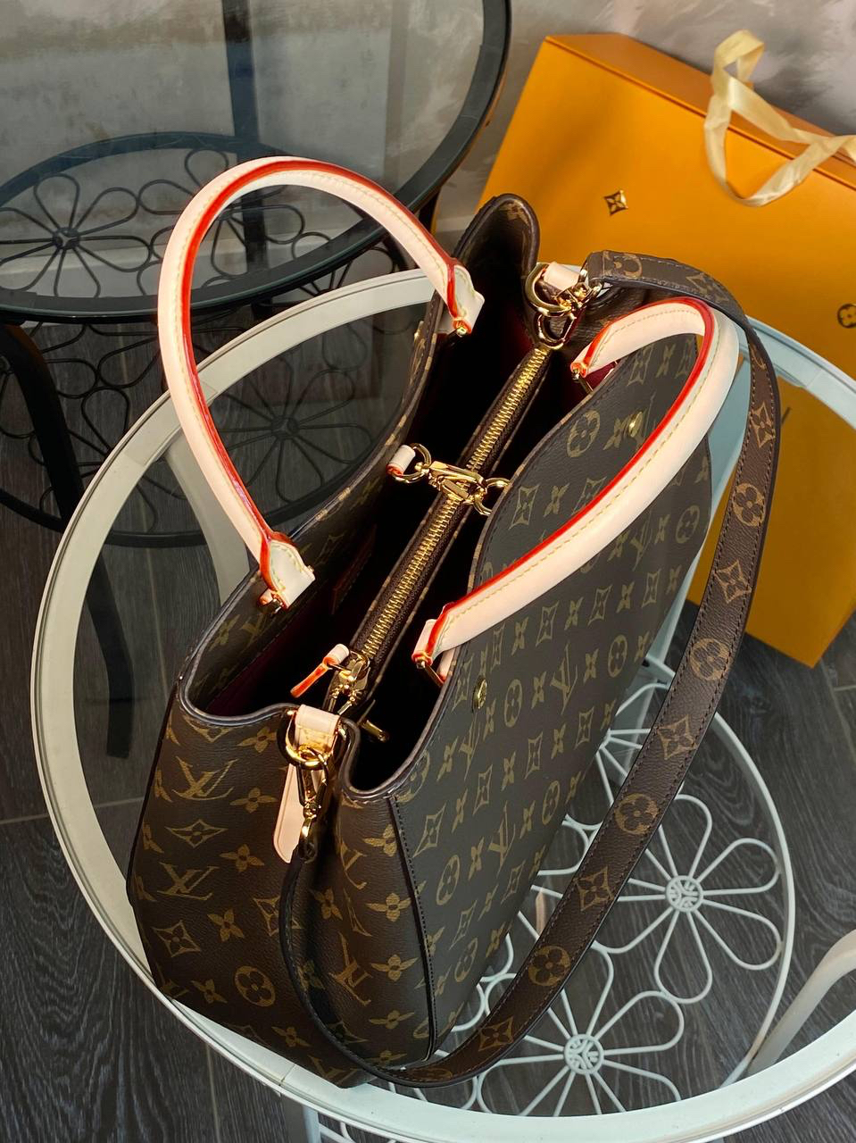 СУМКА LOUIS VUITTON детальное фото