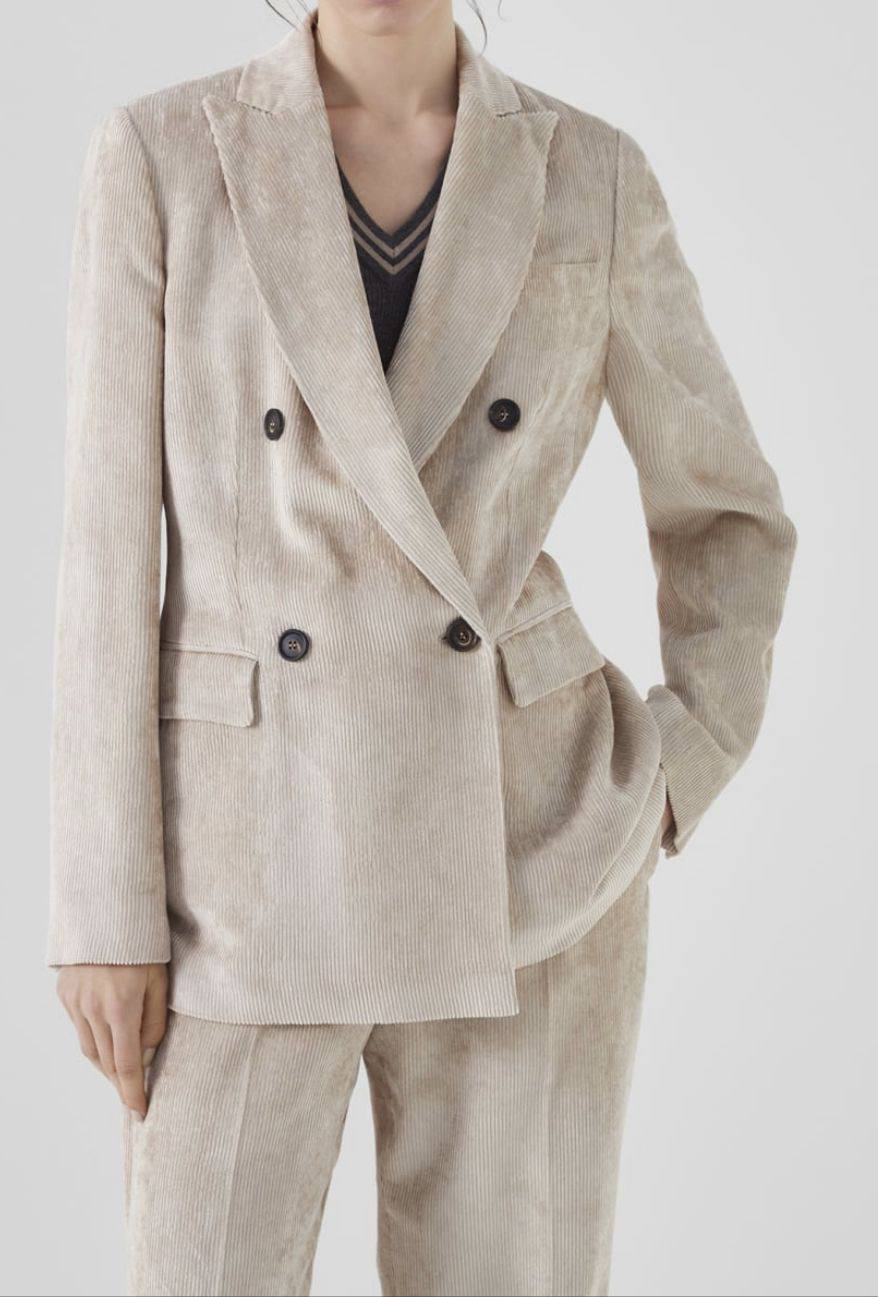 КОСТЮМ BRUNELLO CUCINELLI детальное фото