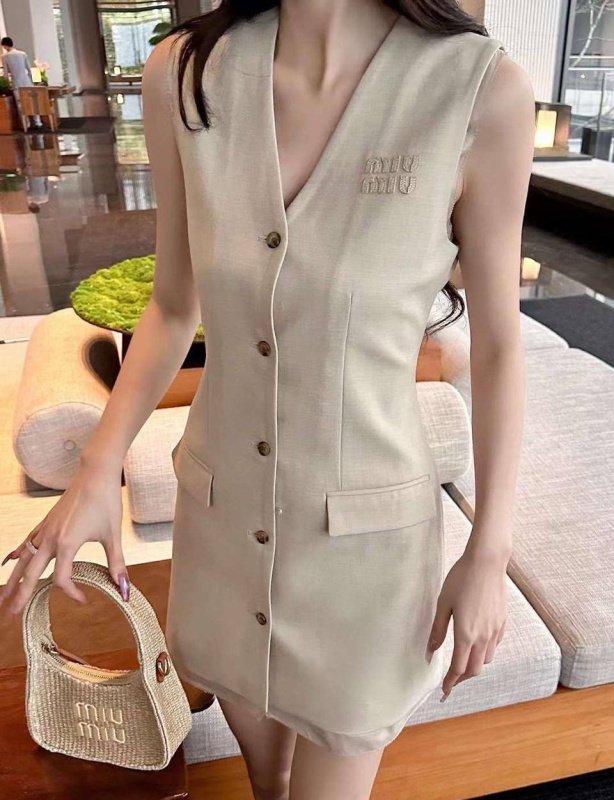 ПЛАТЬЕ MIU MIU фото