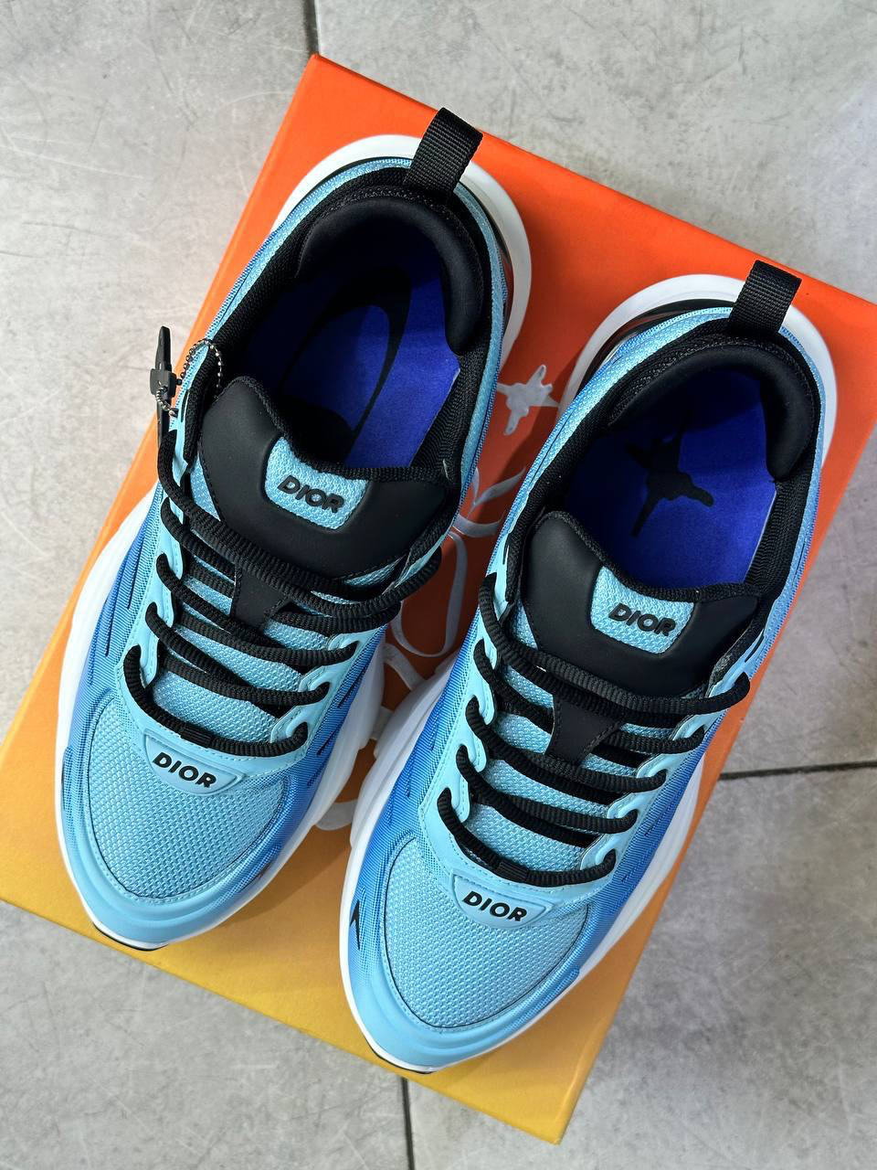 МУЖСКИЕ КРОССОВКИ CHRISTIAN DIOR детальное фото