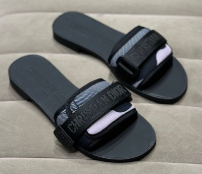 ШЛЕПКИ CHRISTIAN DIOR фото