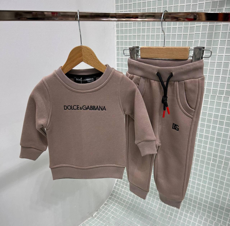 ДЕТСКИЙ КОСТЮМ DOLCE & GABBANA в интернет магазине Люкс Мск ДЕТСКИЙ КОСТЮМ DOLCE & GABBANA фото