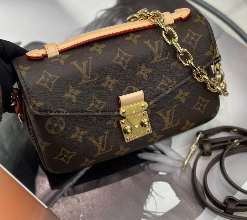 СУМКА LOUIS VUITTON POCHETTE METIS фото