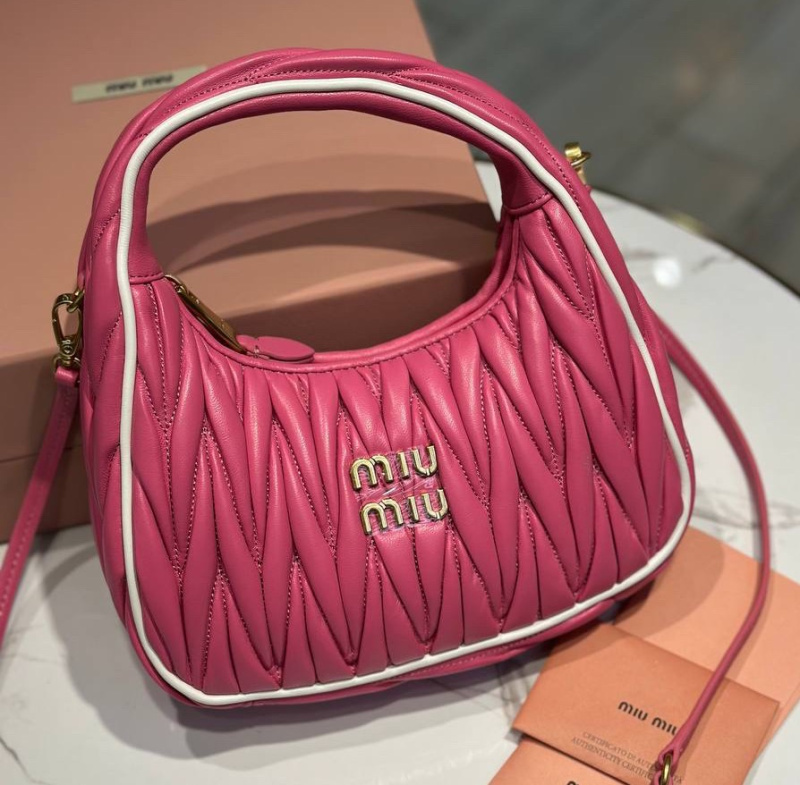 СУМКА MIU MIU WANDER фото