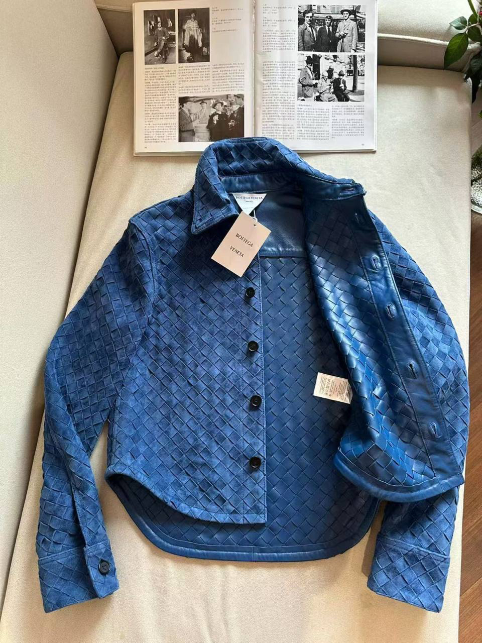 КУРТКА BOTTEGA VENETA детальное фото
