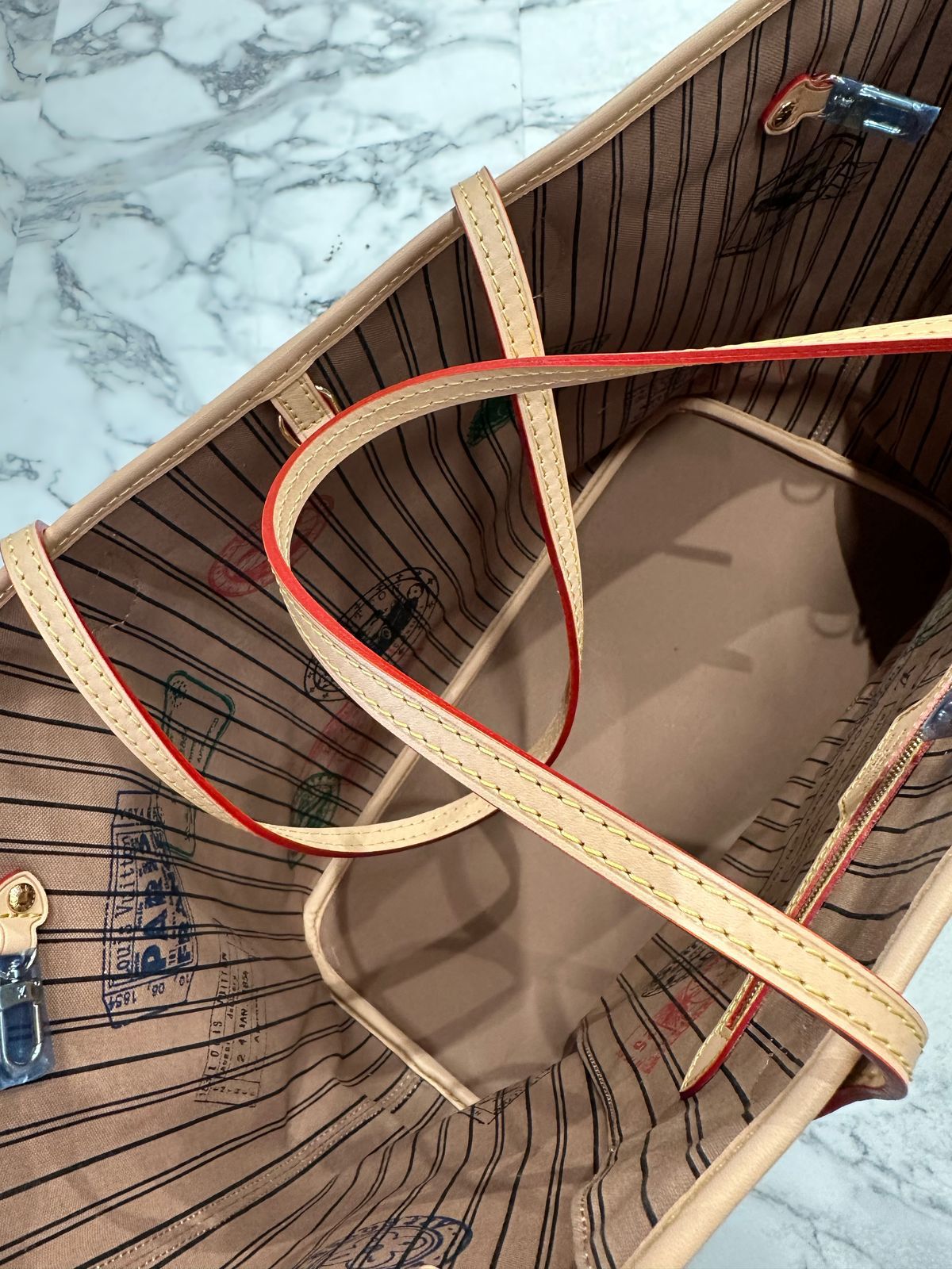 СУМКА LOUIS VUITTON NEVERFULL GM детальное фото